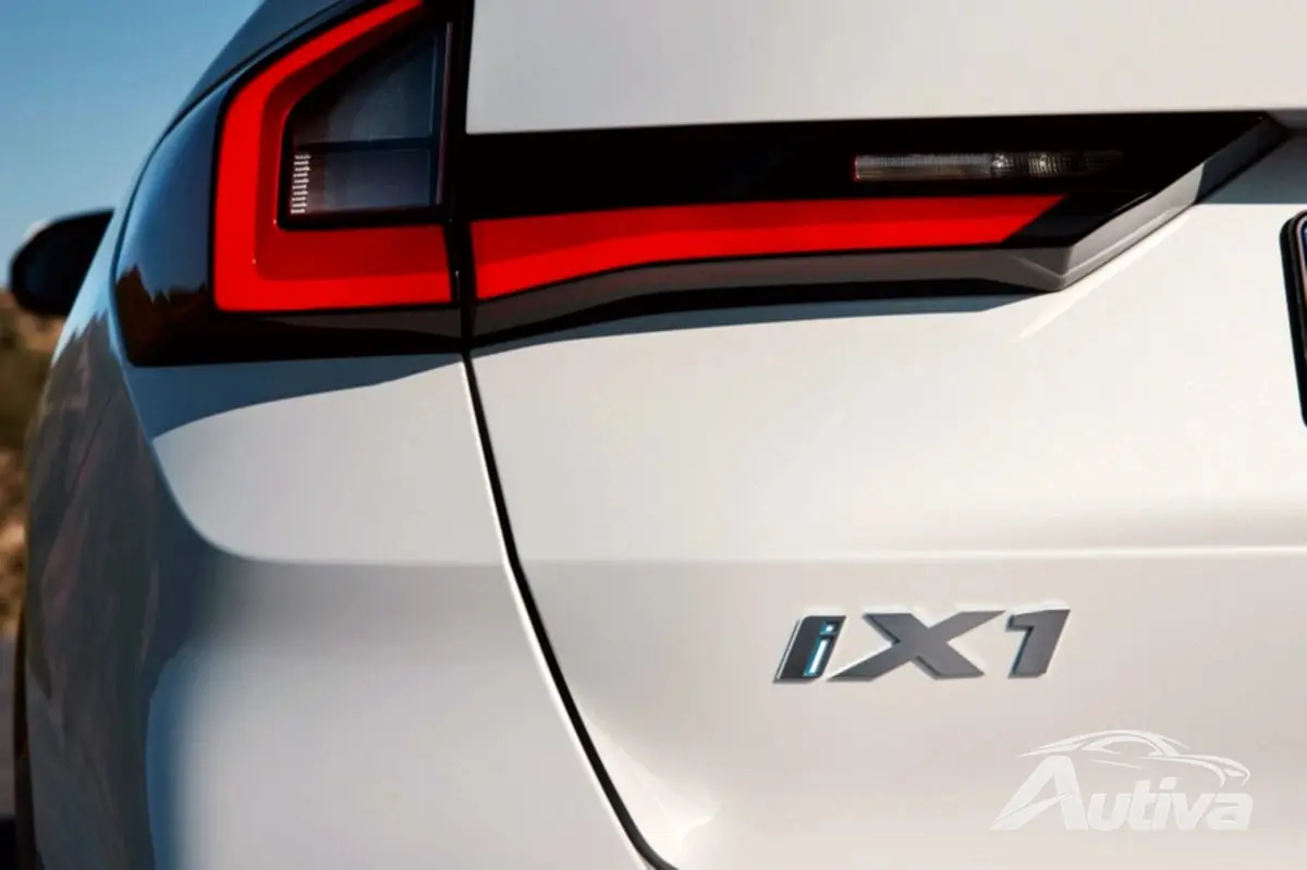 BMW iX1