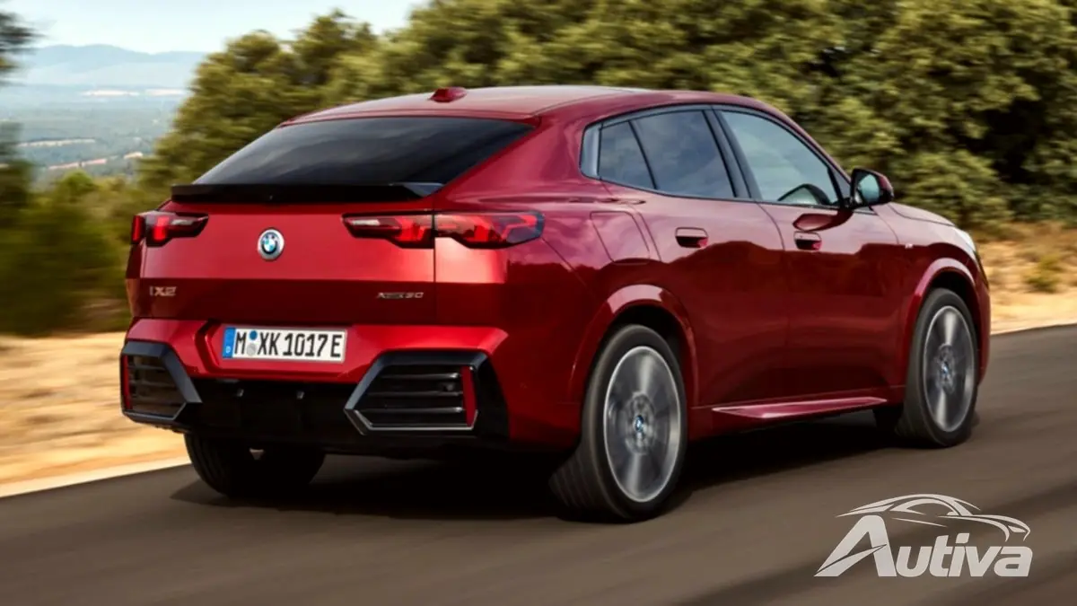 BMW iX2 xDrive30 - 出典: BMW BMW iX2 xDrive30 - 出典: BMW
