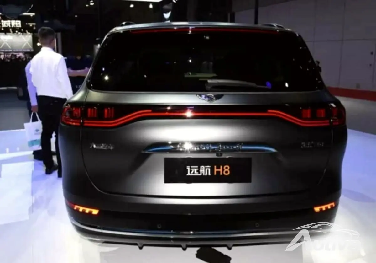 大运远航推出Y6轿车和H8 SUV，续航里程均超过1000公里 7