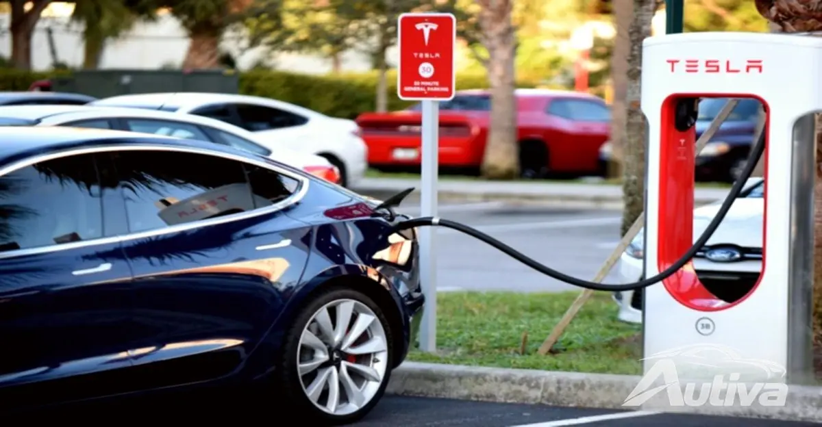 Teslas "optimistiska" räckviddsuppskattningar under federal granskning Teslas "optimistiska" räckviddsuppskattningar under federal granskning