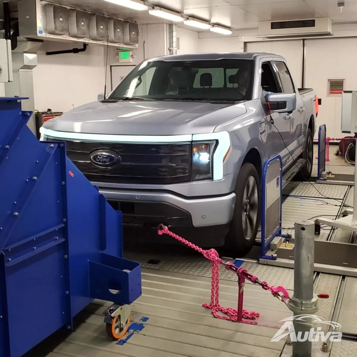 毫不奇怪，AAA 发现装载 F-150 Lightning 会降低其射程