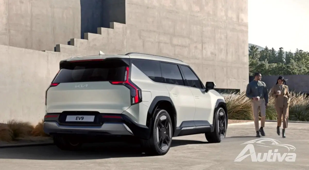 新款起亚 EV9 配备 7 个座位，续航里程超过 540 公里