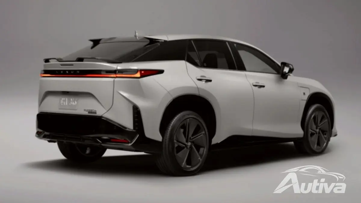 Lexus forsterker RZ med ekstra kraft, lengre rekkevidde og en ny følelse av manuell giring 4