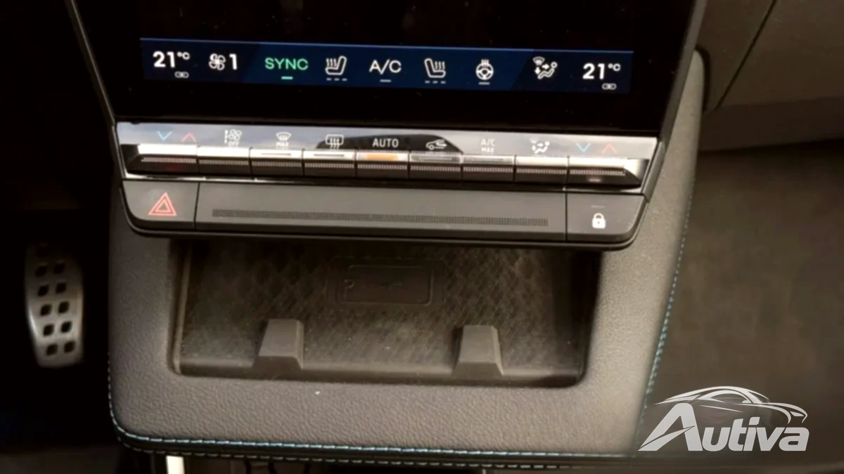 La pantalla central del Renault Scenic E-Tech.