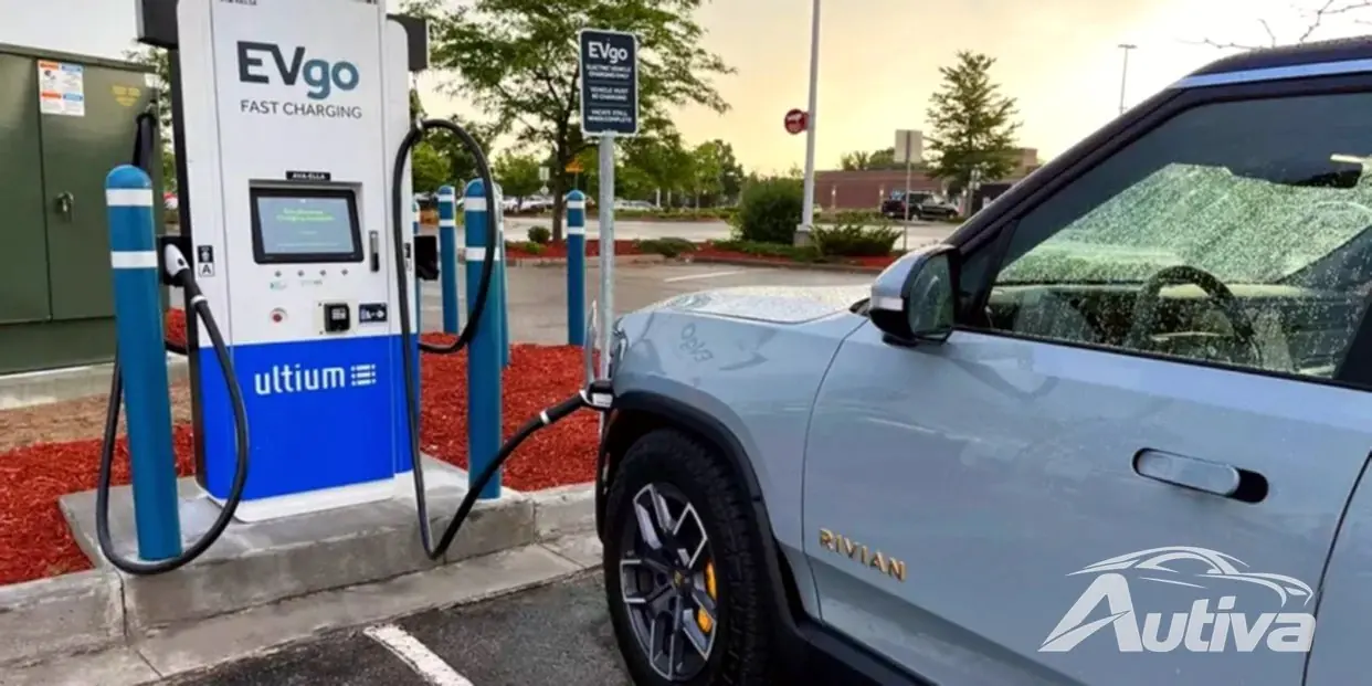 Rivian R1S DM LP leverer 566 km EPA-rekkevidde som R1T og RS1 Gain EVgo Autocharge+ Support
