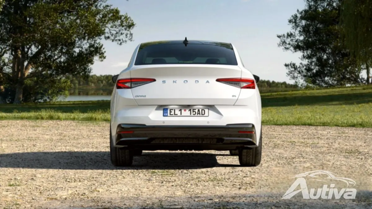 La Škoda Enyaq 2024 est dotée d'une autonomie plus longue et de plus de puissance