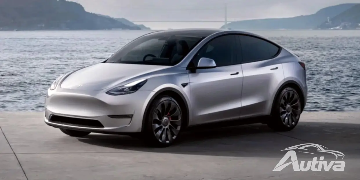 Запас хода Tesla Model Y сократился, а пробег версии Performance упал ниже 451 км.