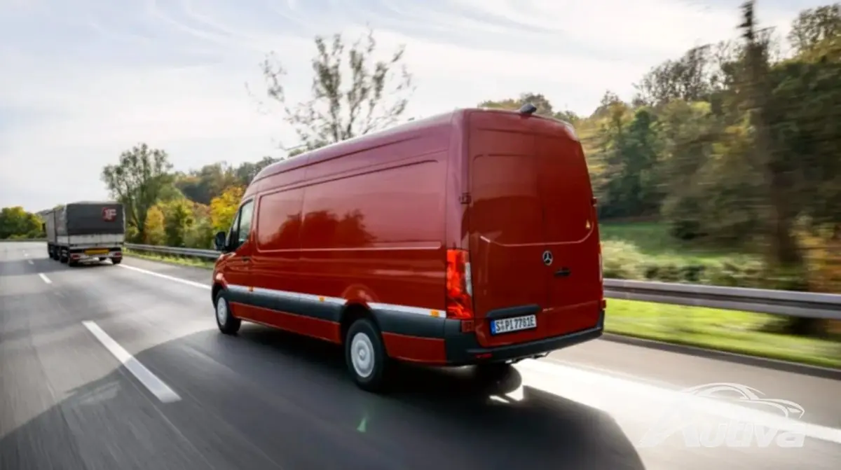 El Mercedes eSprinter actualizado completa una prueba de manejo de 475 km con una sola carga