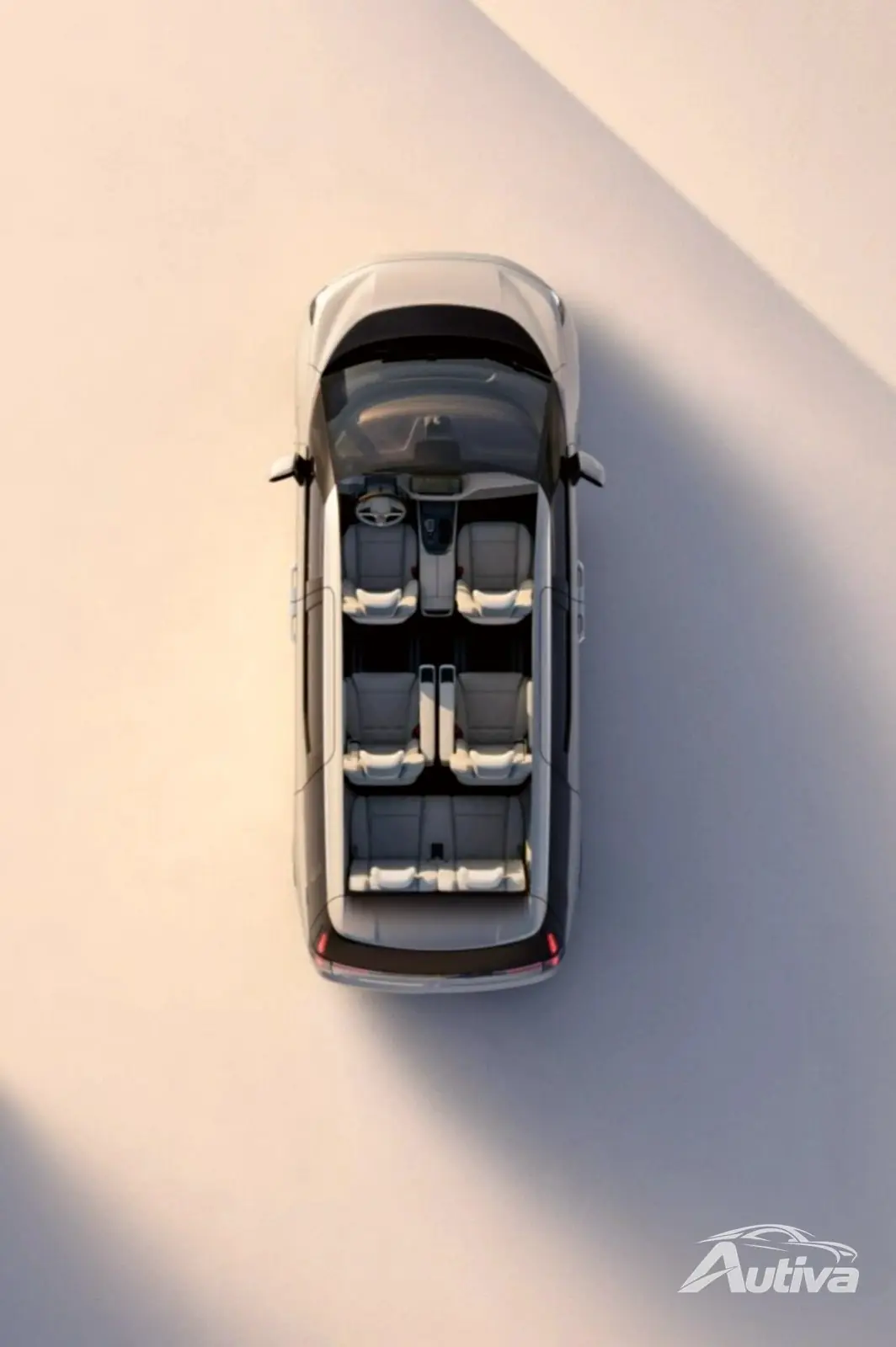 Presentato il Volvo EM90: un lussuoso monovolume elettrico a lungo raggio Presentato il Volvo EM90: un lussuoso monovolume elettrico a lungo raggio