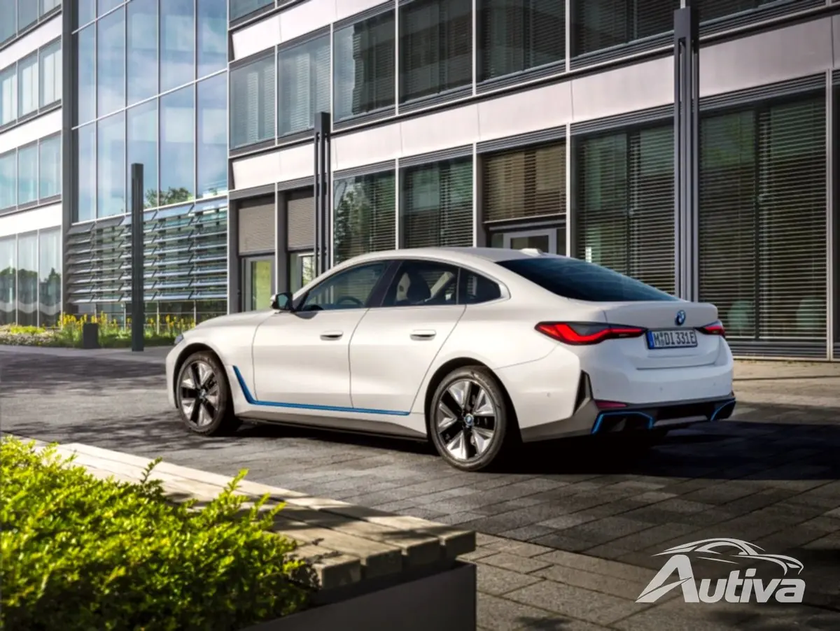 Premiera BMW i4 eDrive35 z mniejszym akumulatorem i niższą ceną 3