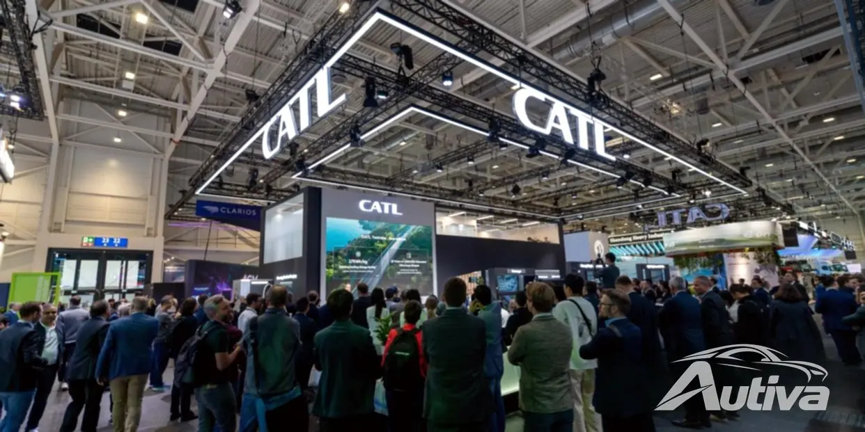 CATL presenta un'enorme batteria da 600 kWh e il suo sistema di scambio corrispondente
