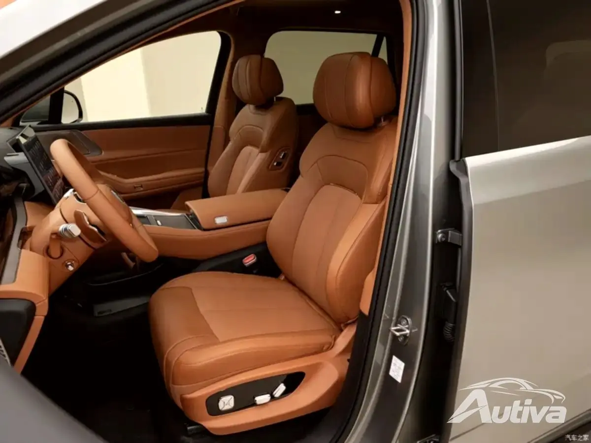 Denza N8L debuterer med massivt 130 kWh batteri og 960 km rekkevidde 7