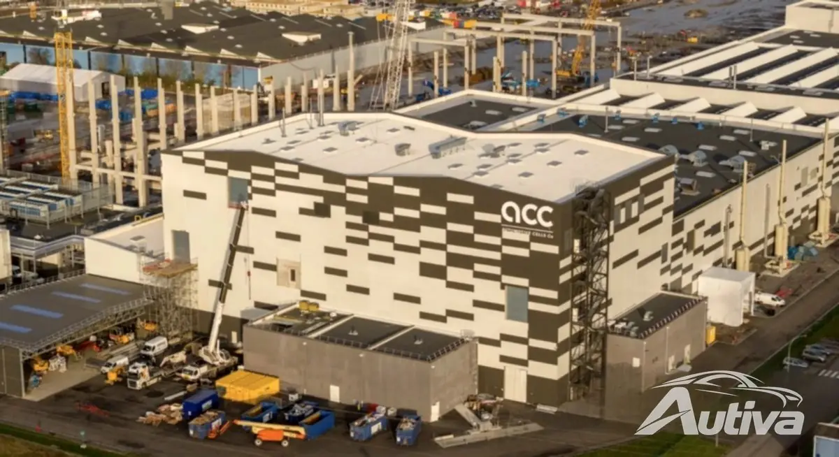 Europejscy giganci motoryzacyjni wstrzymują produkcję akumulatorów do pojazdów elektrycznych w związku ze strategiczną zmianą Europejscy giganci motoryzacyjni wstrzymują produkcję akumulatorów do pojazdów elektrycznych w związku ze strategiczną zmianą