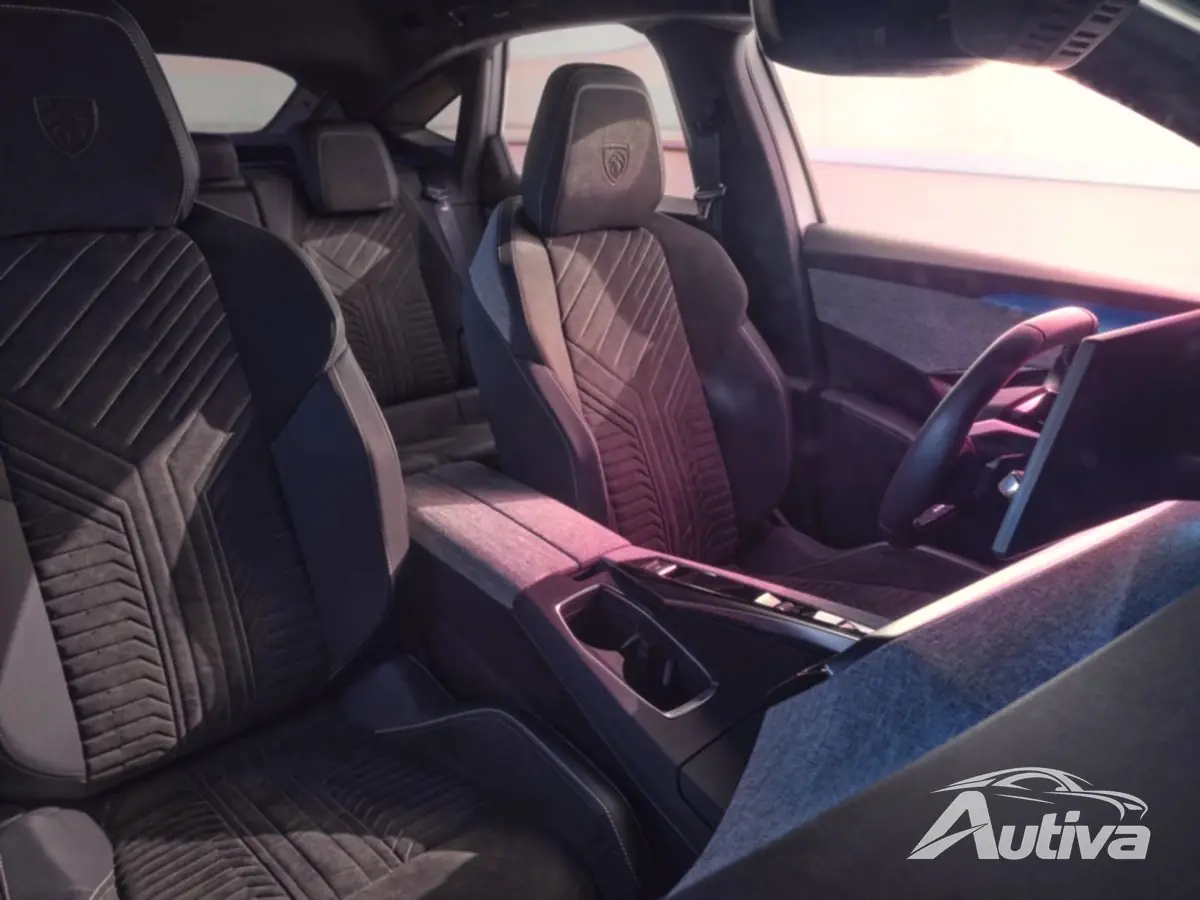 Peugeot E-3008 vorgestellt: Langstreckenmodell mit 98-kWh-Batterie 12