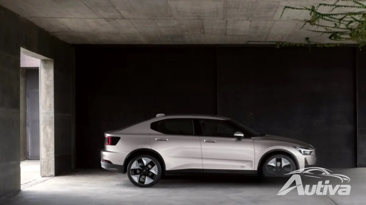 Polestar 2 nella nuova colorazione Jupiter