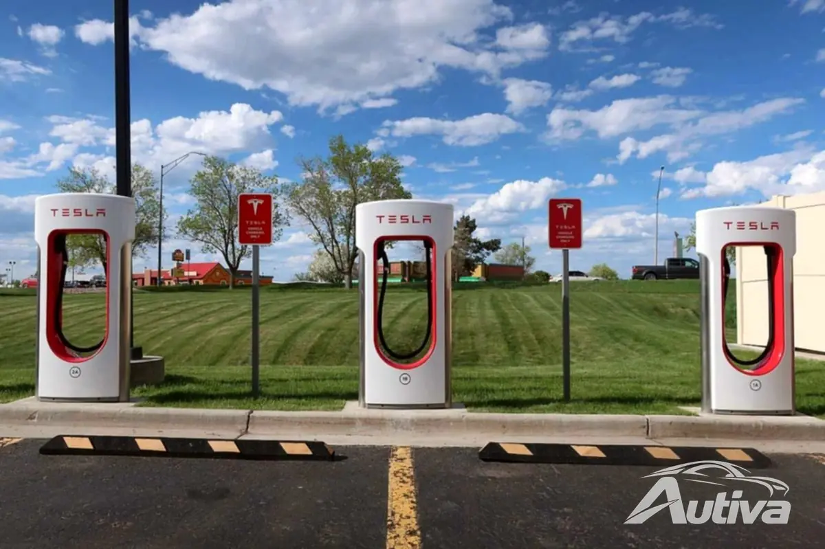 Los precios de la energía obligan a Tesla a aumentar las tarifas de Supercharger