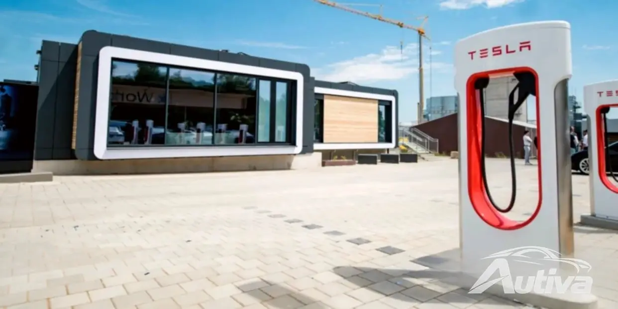 特斯拉在德国各地的超级充电站增加了 Cube Lounge