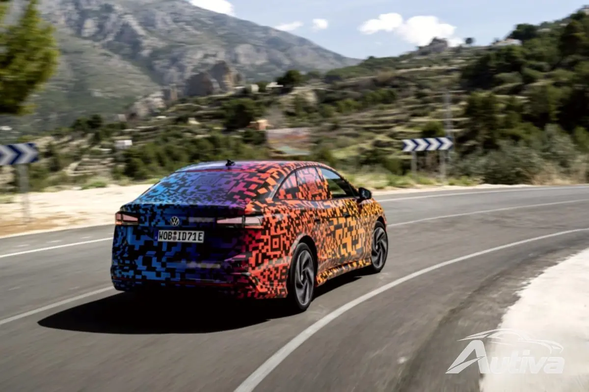 VW ID.7 testleri neredeyse tamamlandı ve ilk test sürüşü incelemeleri zaten yayınlandı