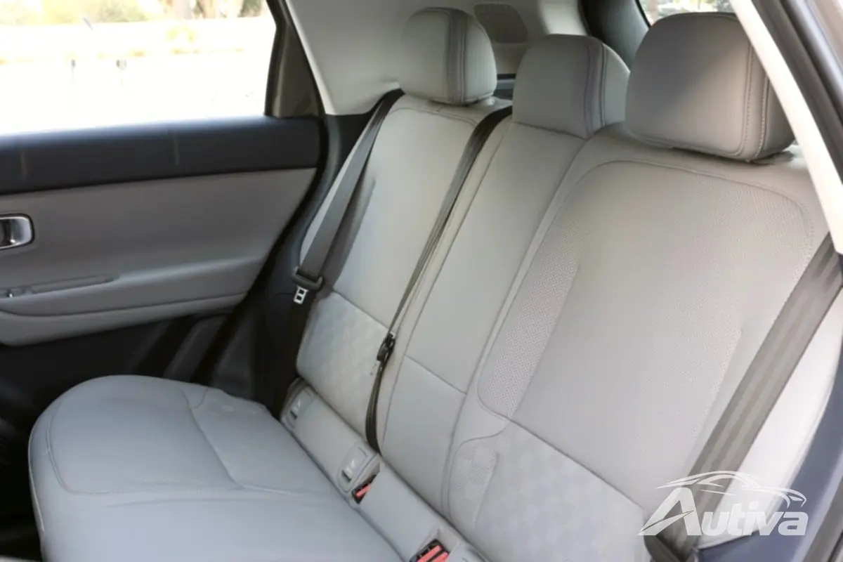 Leapmotor lança crossover B03X na Espanha para iniciar vendas na Europa 8