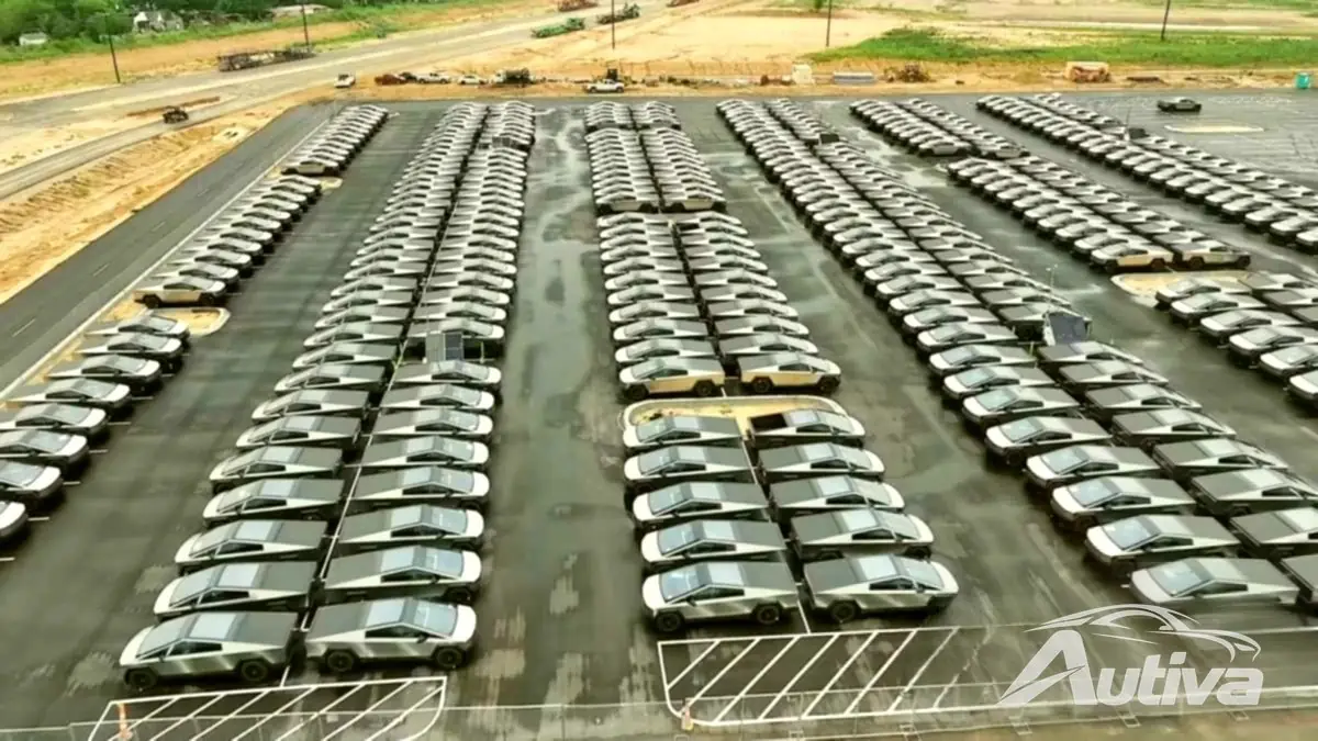 Tesla byter fokus och skakar om ledarskapet när försäljningen faller