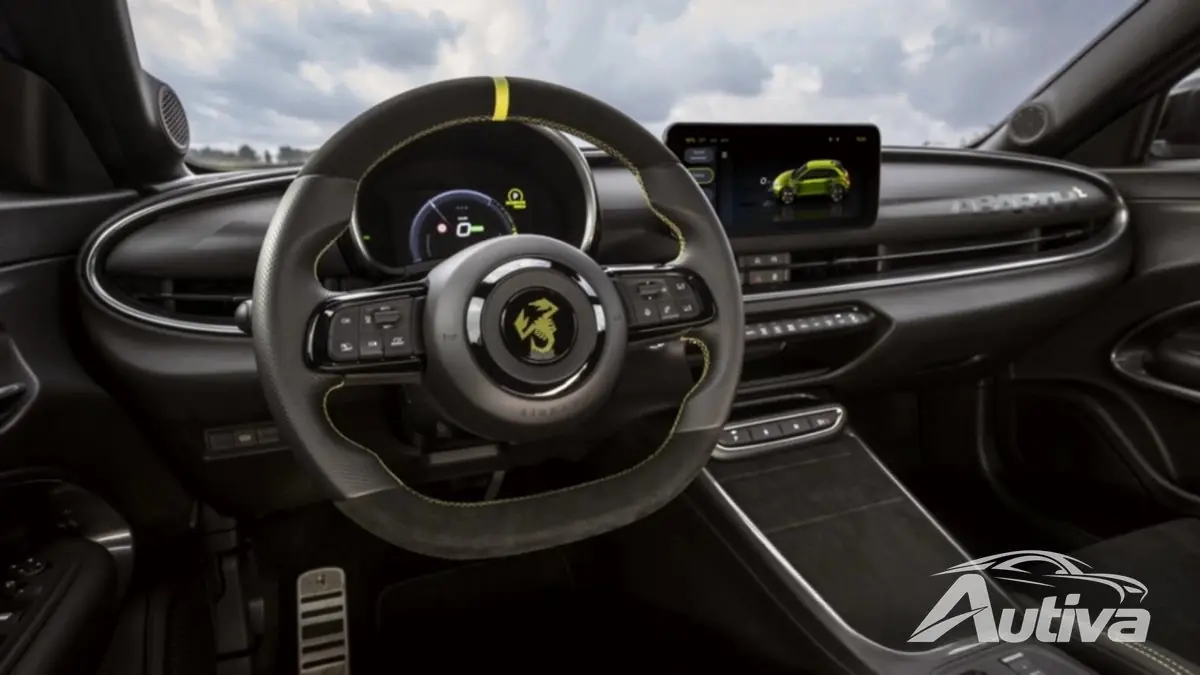 Есть две модели Abarth 600e, заказы открываются завтра.