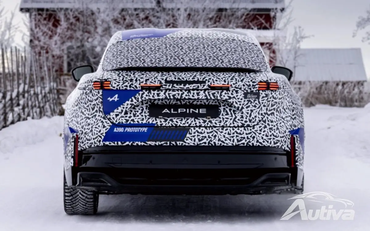 El Alpine A390 se somete a pruebas de invierno: se revelan sus dimensiones El Alpine A390 se somete a pruebas de invierno: se revelan sus dimensiones