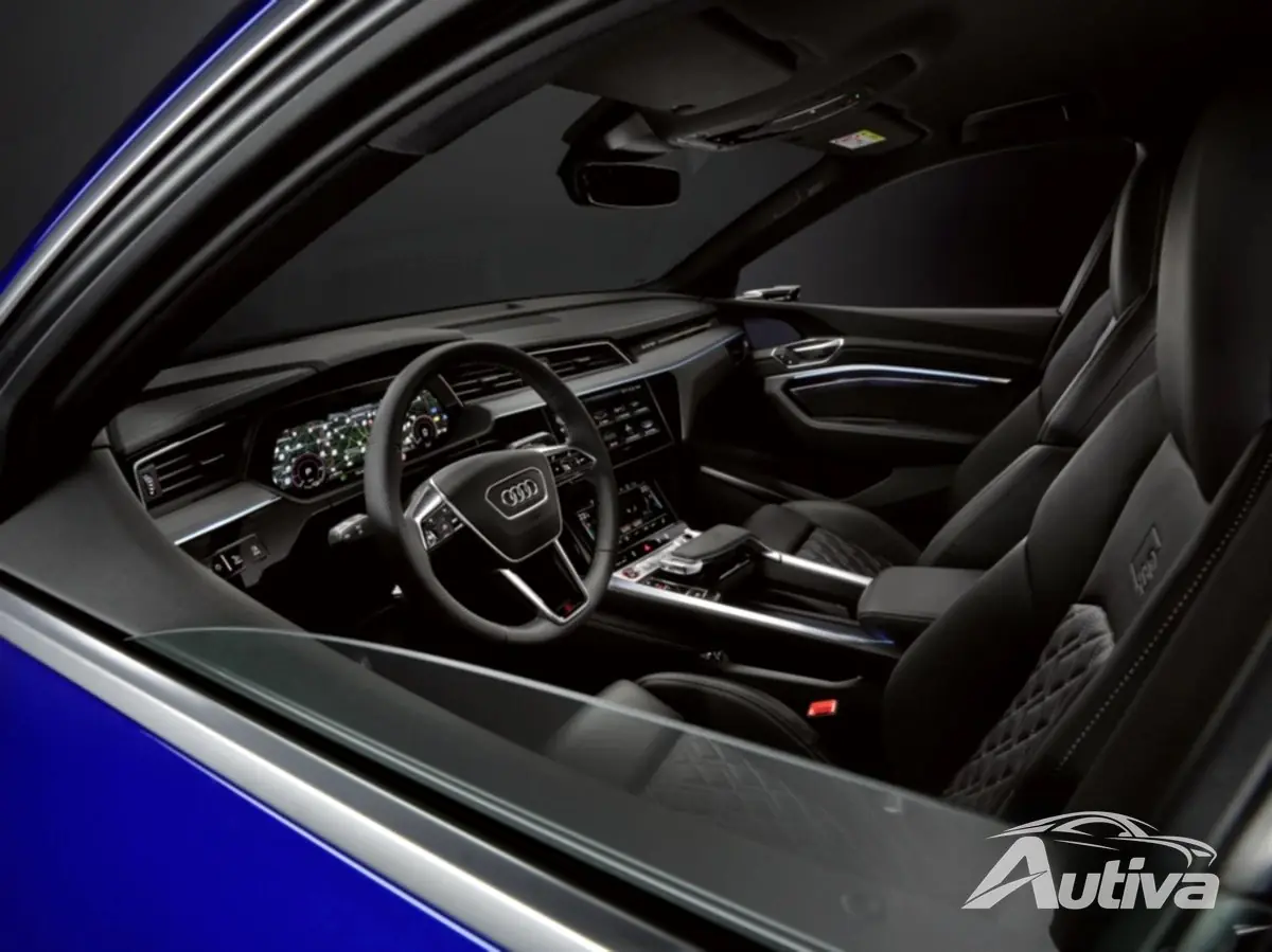 Audi SQ8 e-Tron이 이제 미국 전시장을 방문합니다. 4