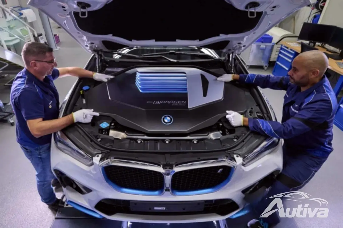 CEO van BMW roept op tot heroverweging van het EU-verbod op verbrandingsmotoren uit 2035 CEO van BMW roept op tot heroverweging van het EU-verbod op verbrandingsmotoren uit 2035