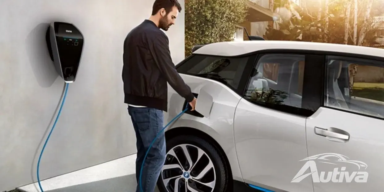 Les voitures électriques BMW pourront bientôt se recharger sans carte ni téléphone