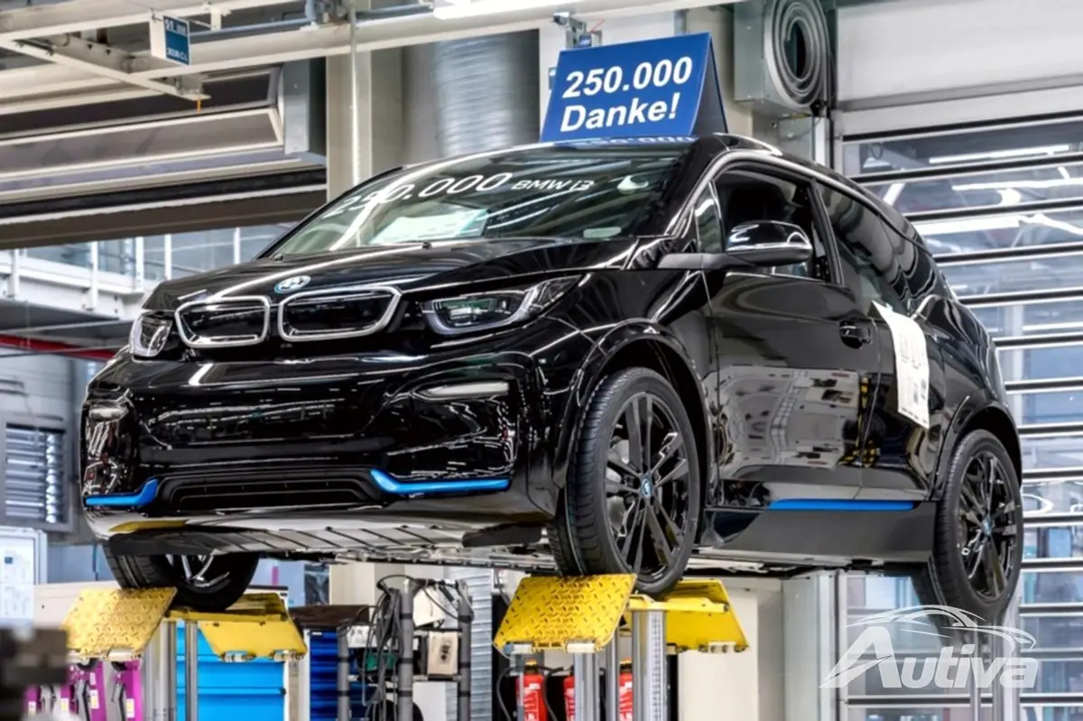 BMW i3 avslutar produktionen efter åtta och ett halvt år BMW i3 avslutar produktionen efter åtta och ett halvt år