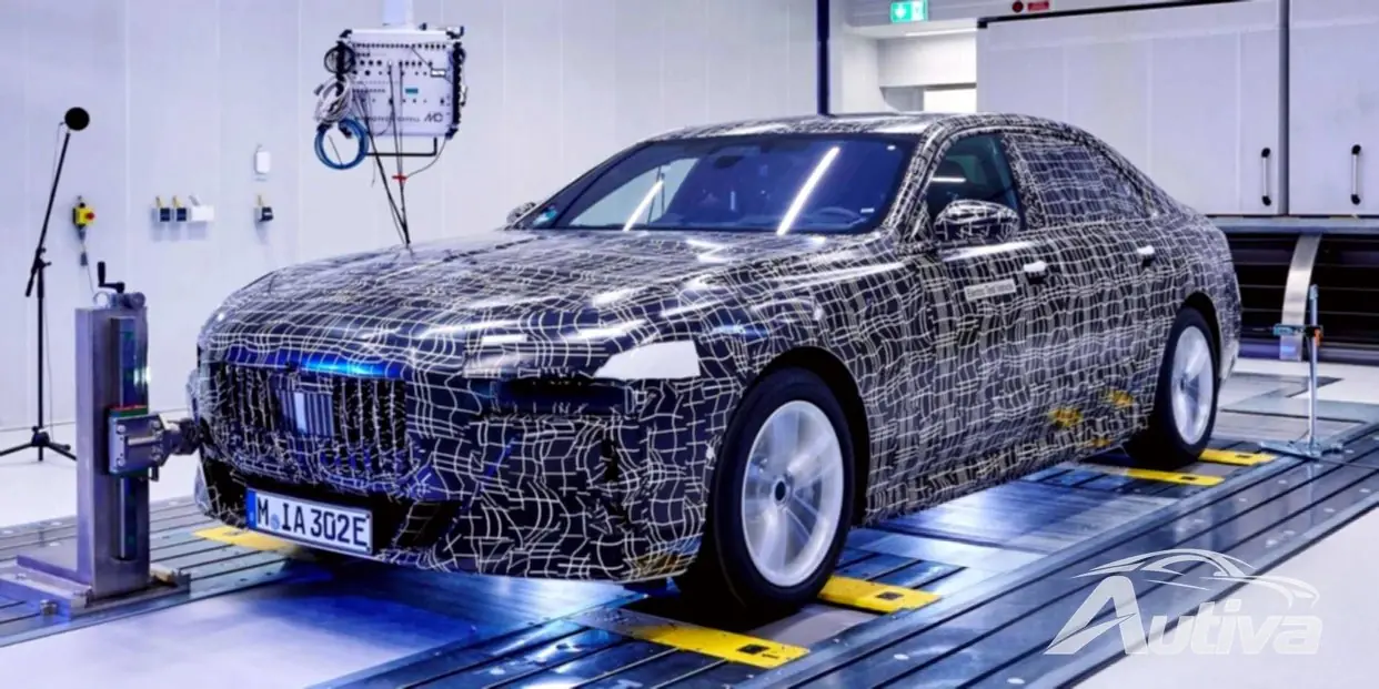 BMW i7 avistado durante testes acústicos