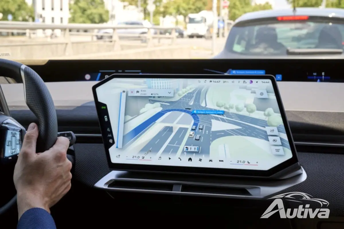 BMW와 Mapbox가 협력하여 운전을 더 쉽게 만드는 새로운 3D 뷰를 제공합니다.