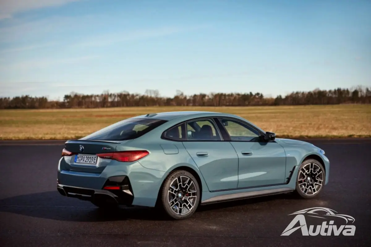 BMW、i4を2025年に向けてアップデート BMW、i4を2025年に向けてアップデート