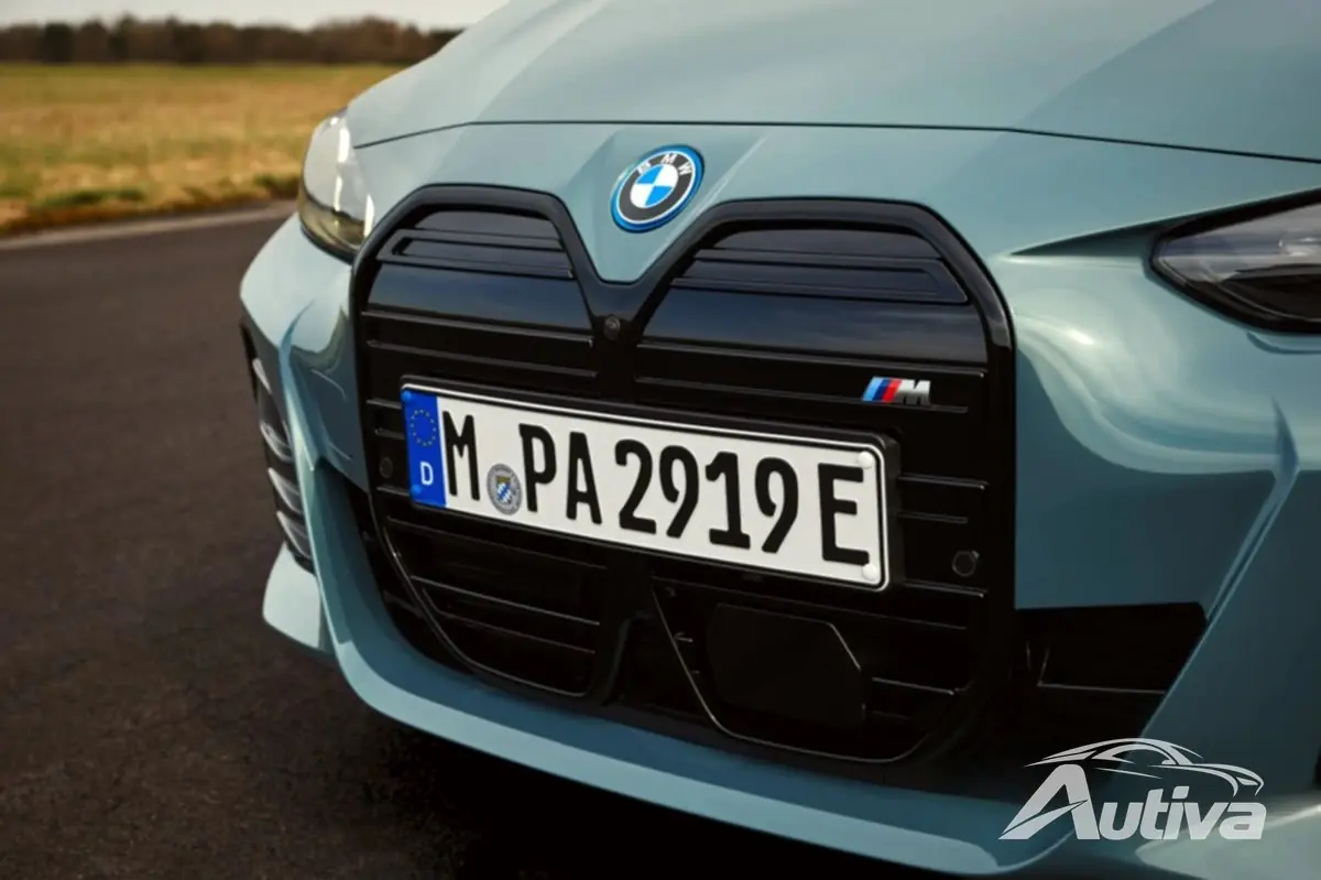 BMW modernizuje i4 na rok 2025 dzięki świeżemu designowi i ulepszonej technologii 3