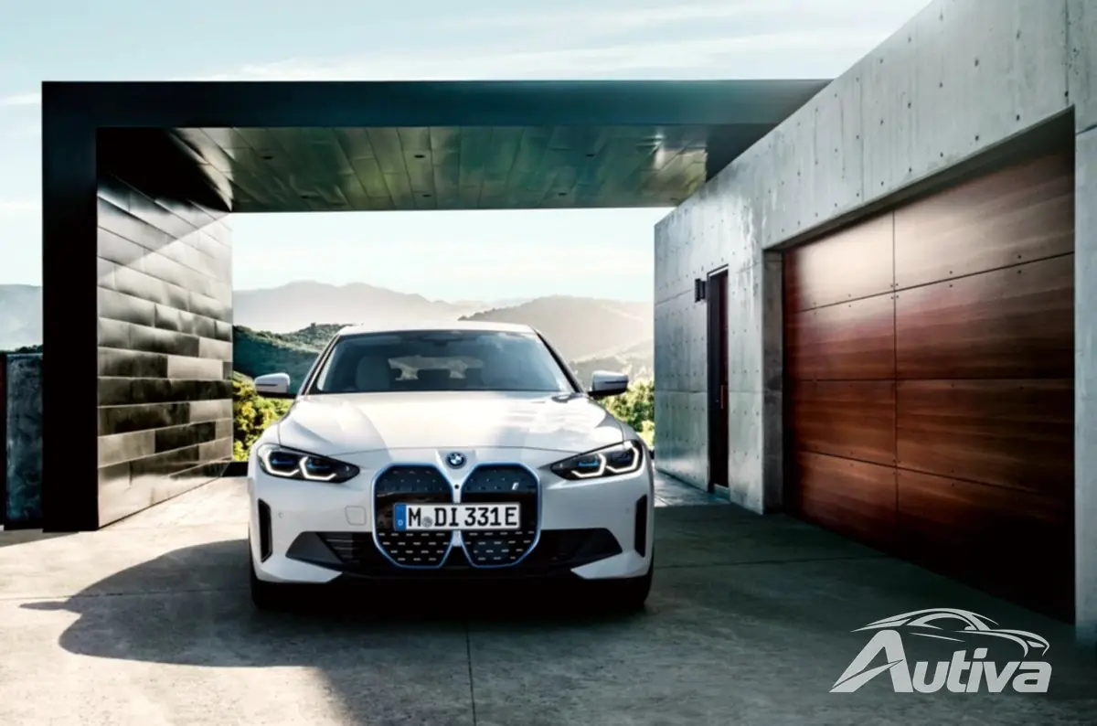 BMW geeft volledige details over de i4 sedan en iX SUV, inclusief prijzen