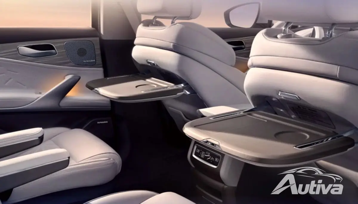 BYD раскрывает первые детали интерьера своего внедорожника Denza N8 4