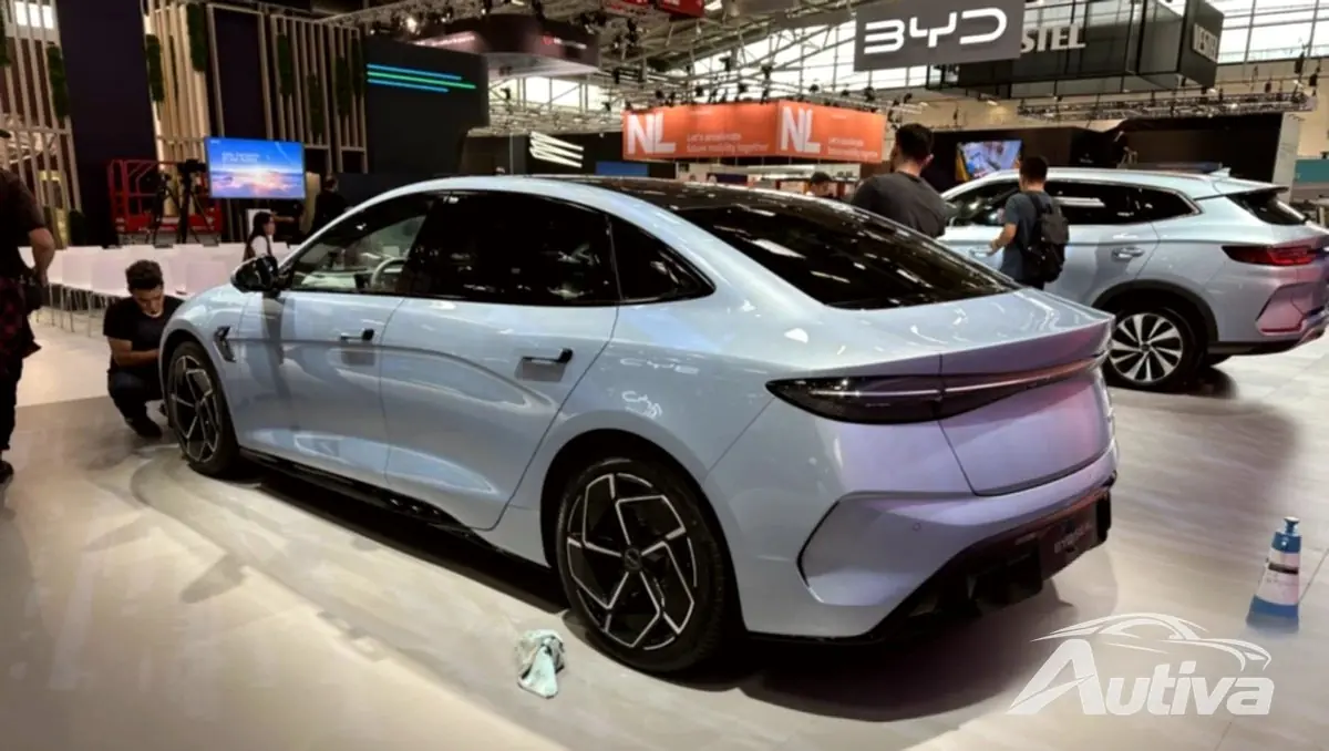 BYD シールセダン