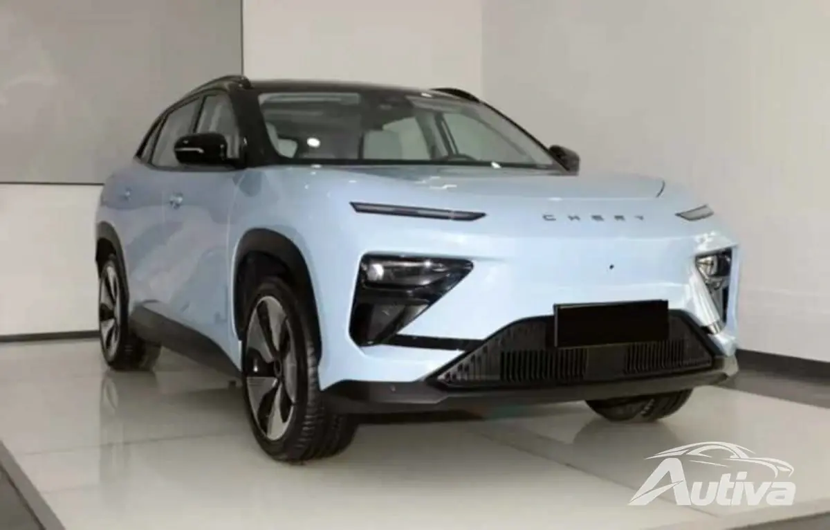 Il SUV elettrico Chery eQ7 in uscita dalla linea