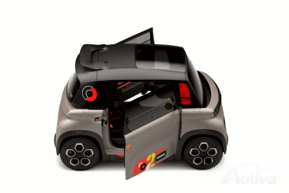 تحصل Citroen Ami على لون جديد وإصدار جديد ومجموعة شحن معيارية للاحتفال بالذكرى الرابعة لتأسيسها تحصل Citroen Ami على لون جديد وإصدار جديد ومجموعة شحن معيارية للاحتفال بالذكرى الرابعة لتأسيسها