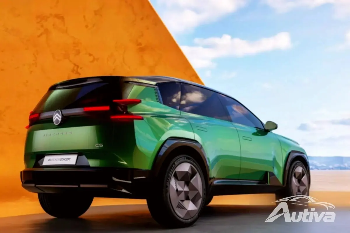 시트로엥은 C5 Aircross 컨셉으로 패밀리 SUV를 재창조했습니다.