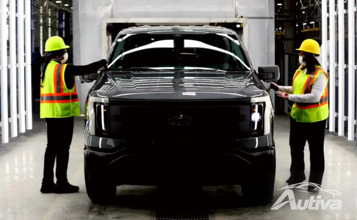 Для производства электрических Ford требуется на 40% меньше труда