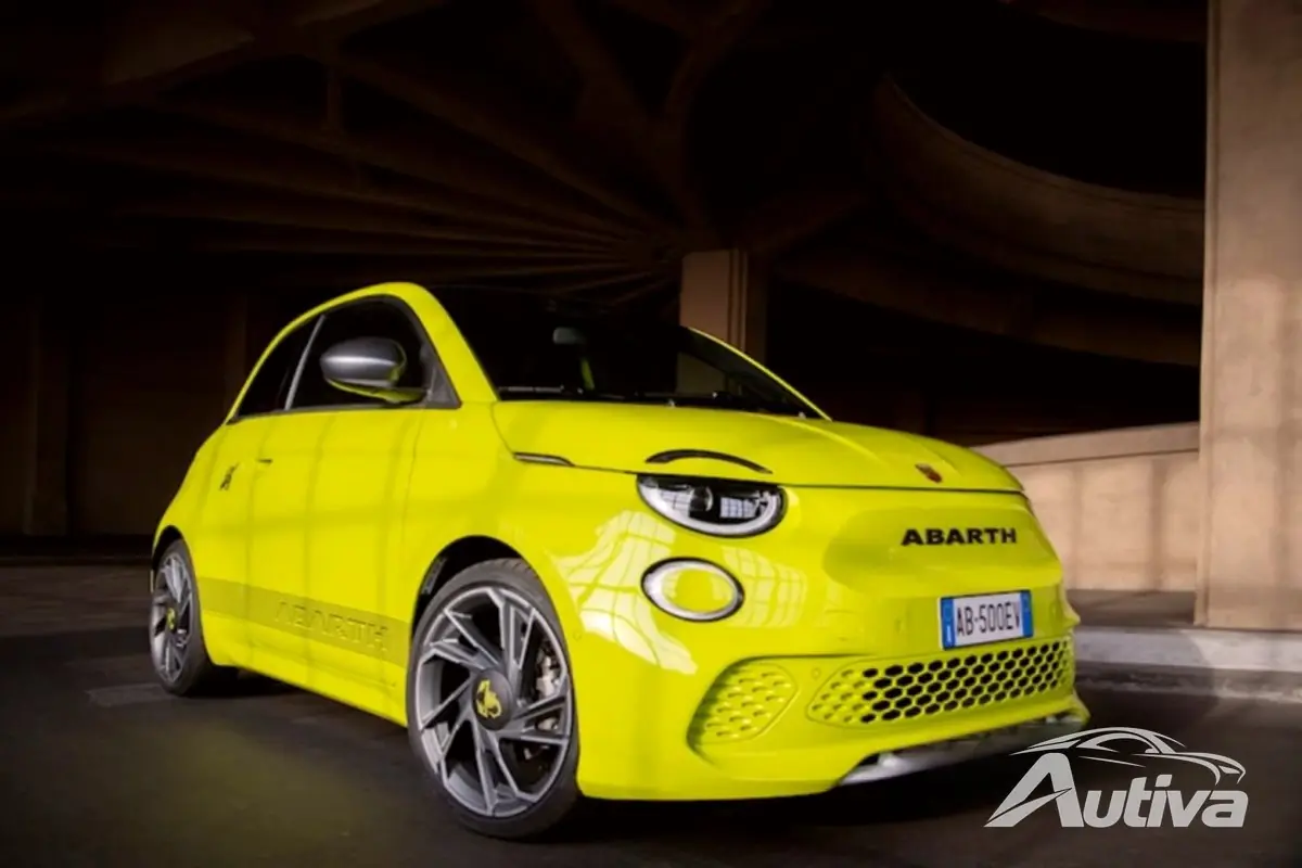 フィアット、初の高性能電気自動車「Abarth500e」を発売 5