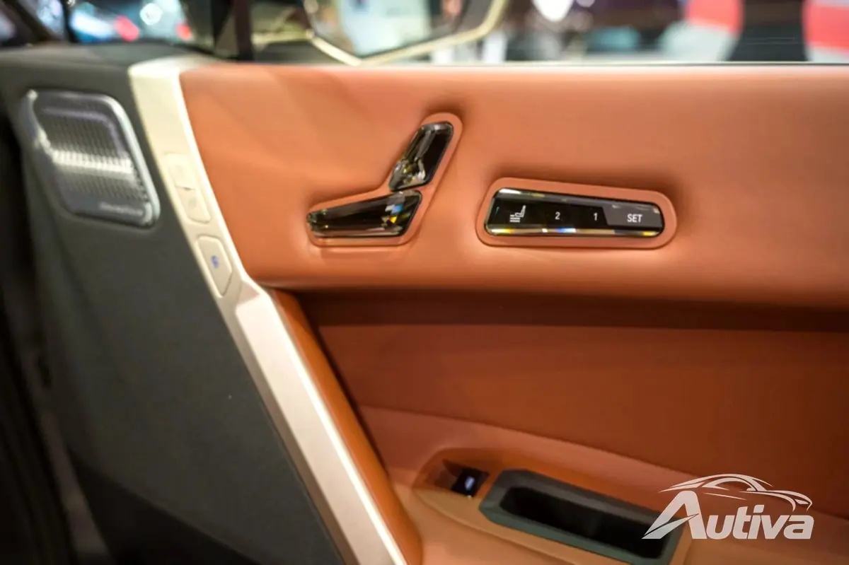 القيادة الأولى: سيارة BMW iX M60 21