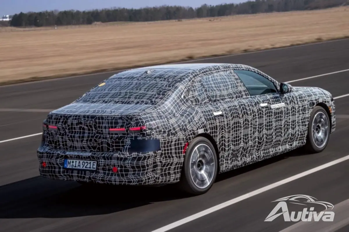 BMW Blog får köra i7 innan den släpps den 20 april, här är videon