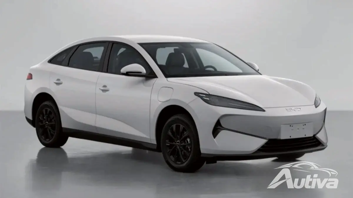 İlk Bakış: BYD'nin e7 Elektrikli Sedanı Tanıtıldı 4