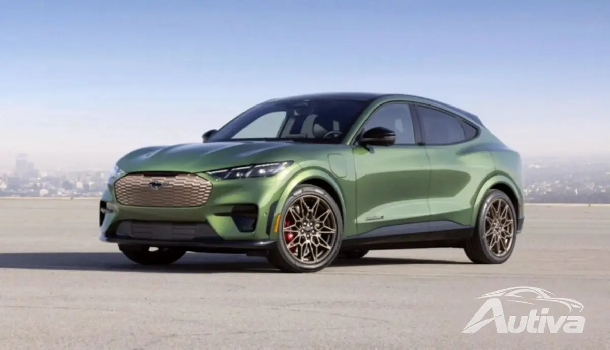 El Ford Mustang Mach-E GT Bronze 2024 tiene un impacto extra