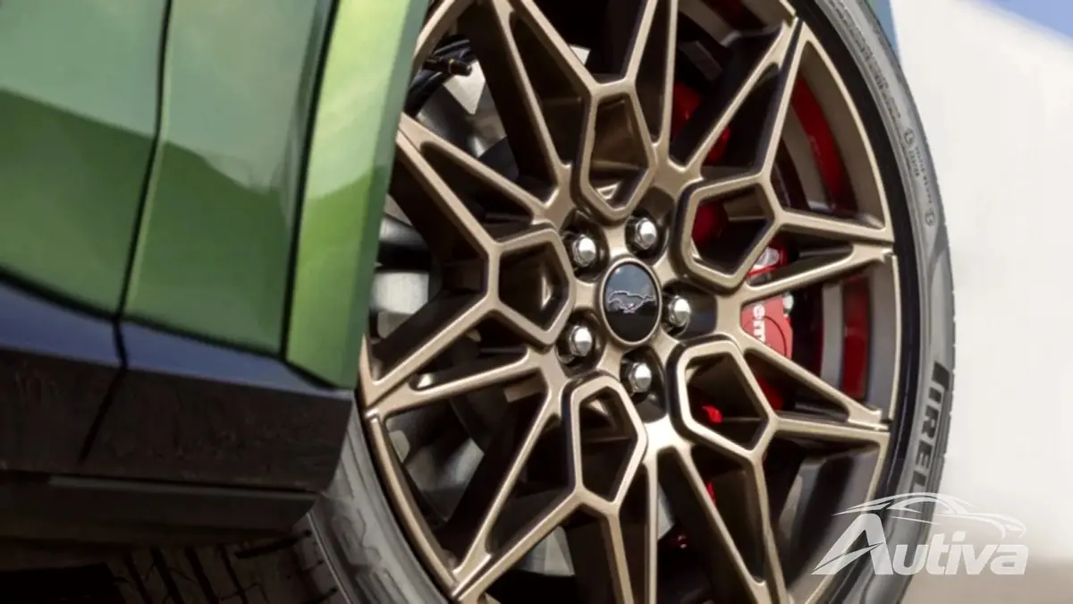 El Ford Mustang Mach-E GT Bronze gana potencia adicional 5