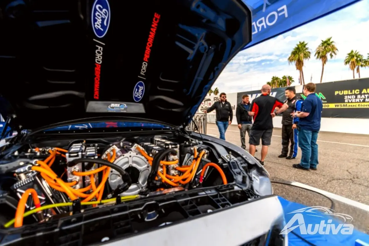 फोर्ड मस्टैंग सुपर कोबरा जेट 1800 - एक रिकॉर्ड चाहने वाली इलेक्ट्रिक मिसाइल