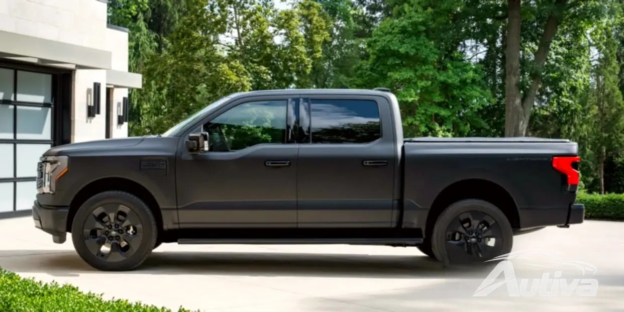 フォード、独占的なF-150ライトニングプラチナブラックエディションを発表