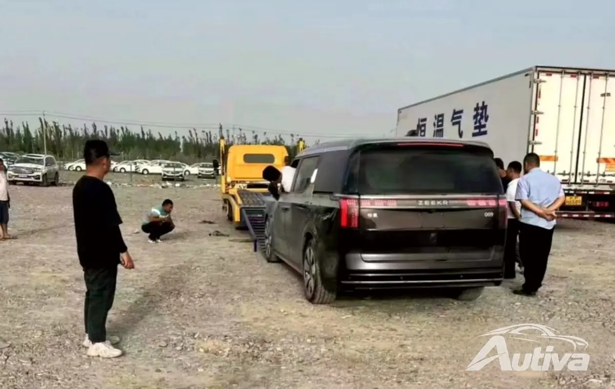 吉利旗下高端电动汽车品牌Zeekr预告009 MPV
